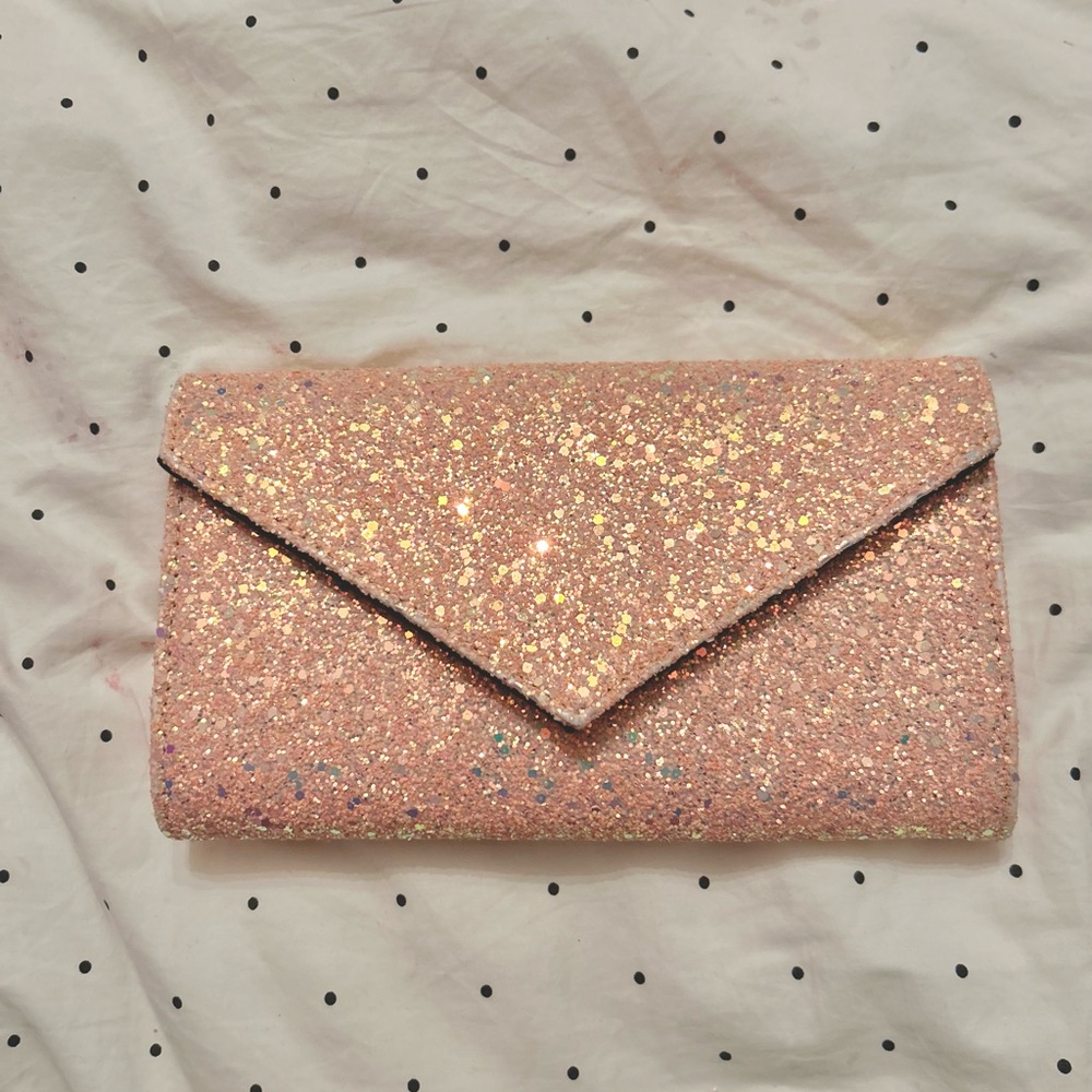 5/$25 Sparkly pink clutch
